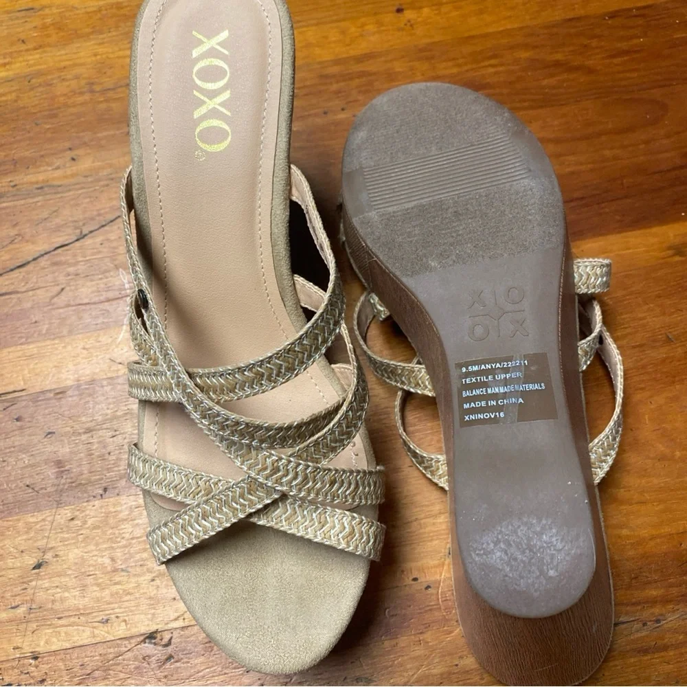 XOXO chic sandals